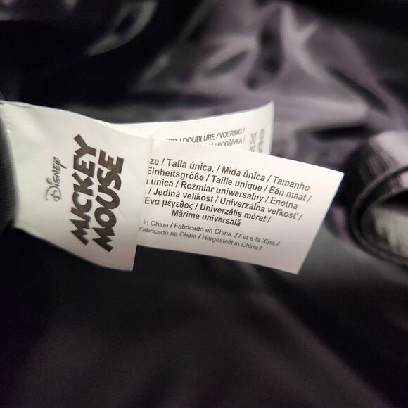 Disney Mickey Weekender Bag NWT - Picture 12 of 16